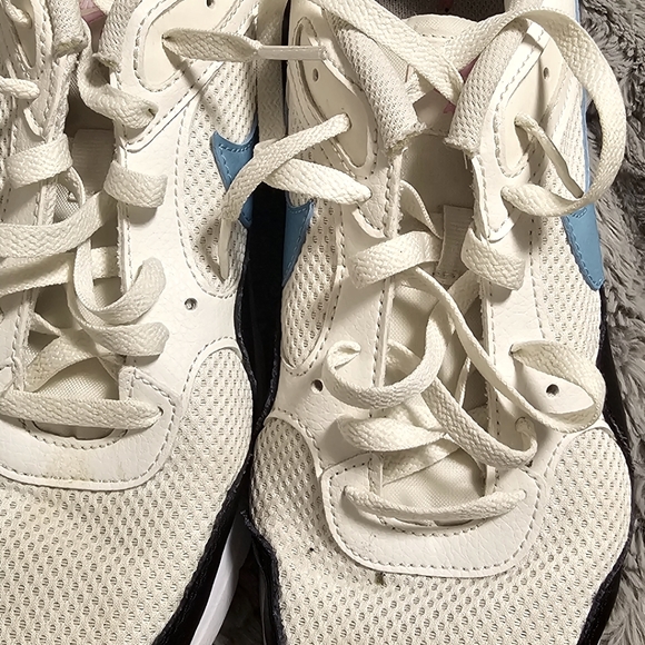 Nike Other - Nike Men Size 9